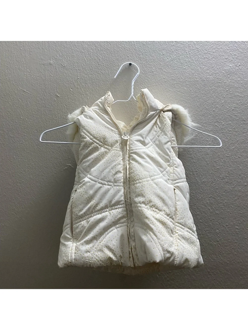 Girls White with Gold Design 3T Faux Fur Hooded Puffer Vest Children’s Place